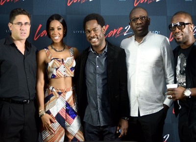 (L-r): Matthew Willsher, acting chief executive officer, Etisalat Nigeria, Kelly Rowland, director, Brands and Communications, Enitan Denloye, director, Consumer Segment, all of Etisalat Nigeria, Oluwole Rawa and Darey Art-Alade during Etisalat’s sponsored “Love Like A Movie” concert